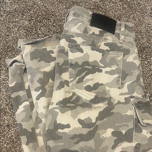 Womens buckle hidden Camouflage Cargo Pants